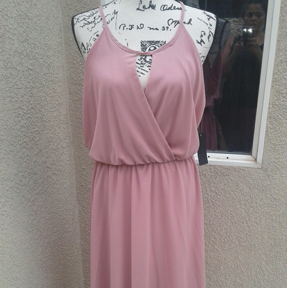 scobe Dresses & Skirts - Sleeveless spring casual sexy pink dress